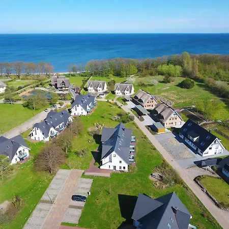 Strandnahe Rex Rugia Fewo: Terrasse & Ahoi Erlebnisbad Apartment